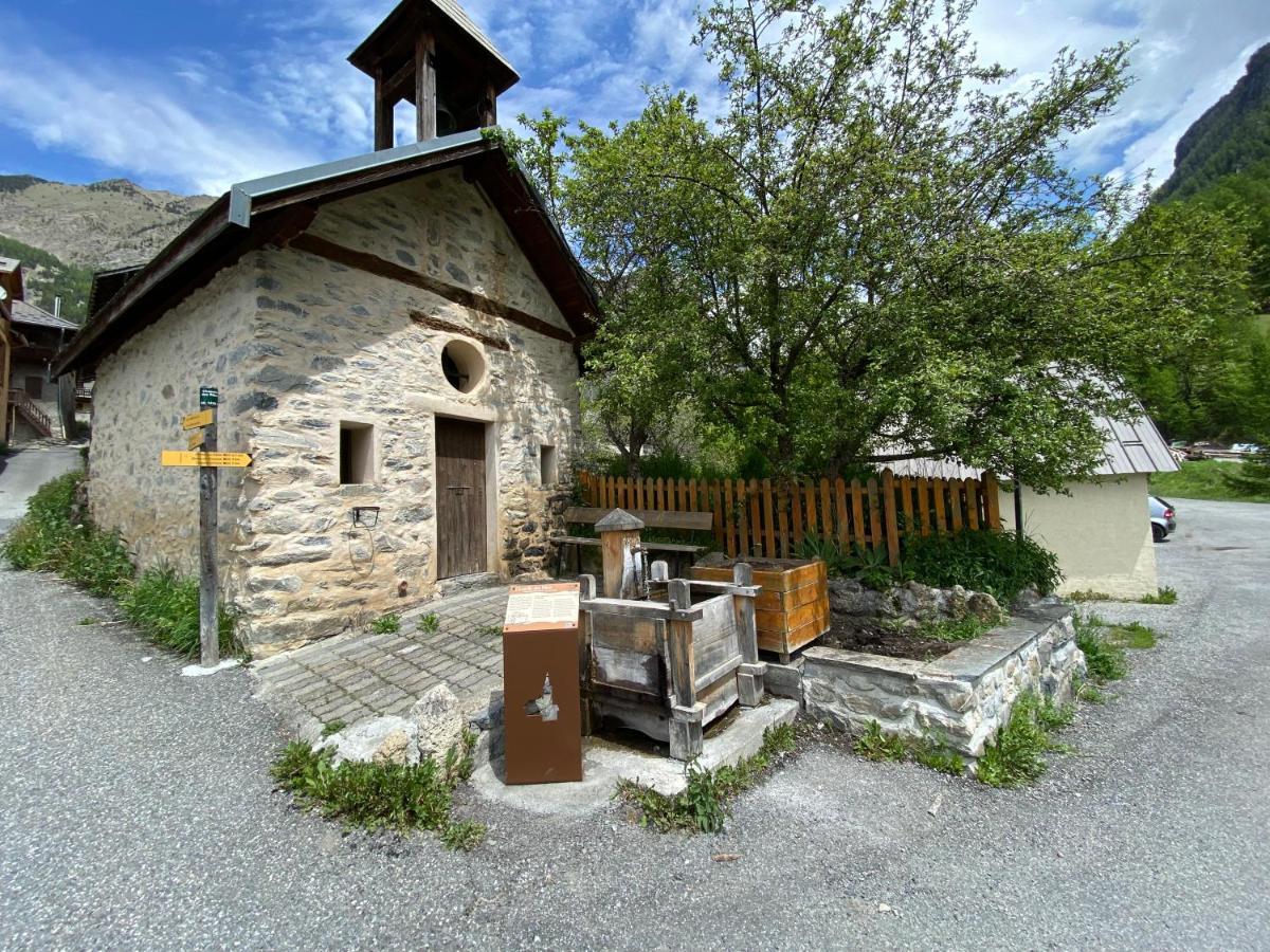 L Alpin Bel Appartement Avec Terrasse Dans Vieille Ferme De Montagne Renovee Les Orres Eksteriør bilde