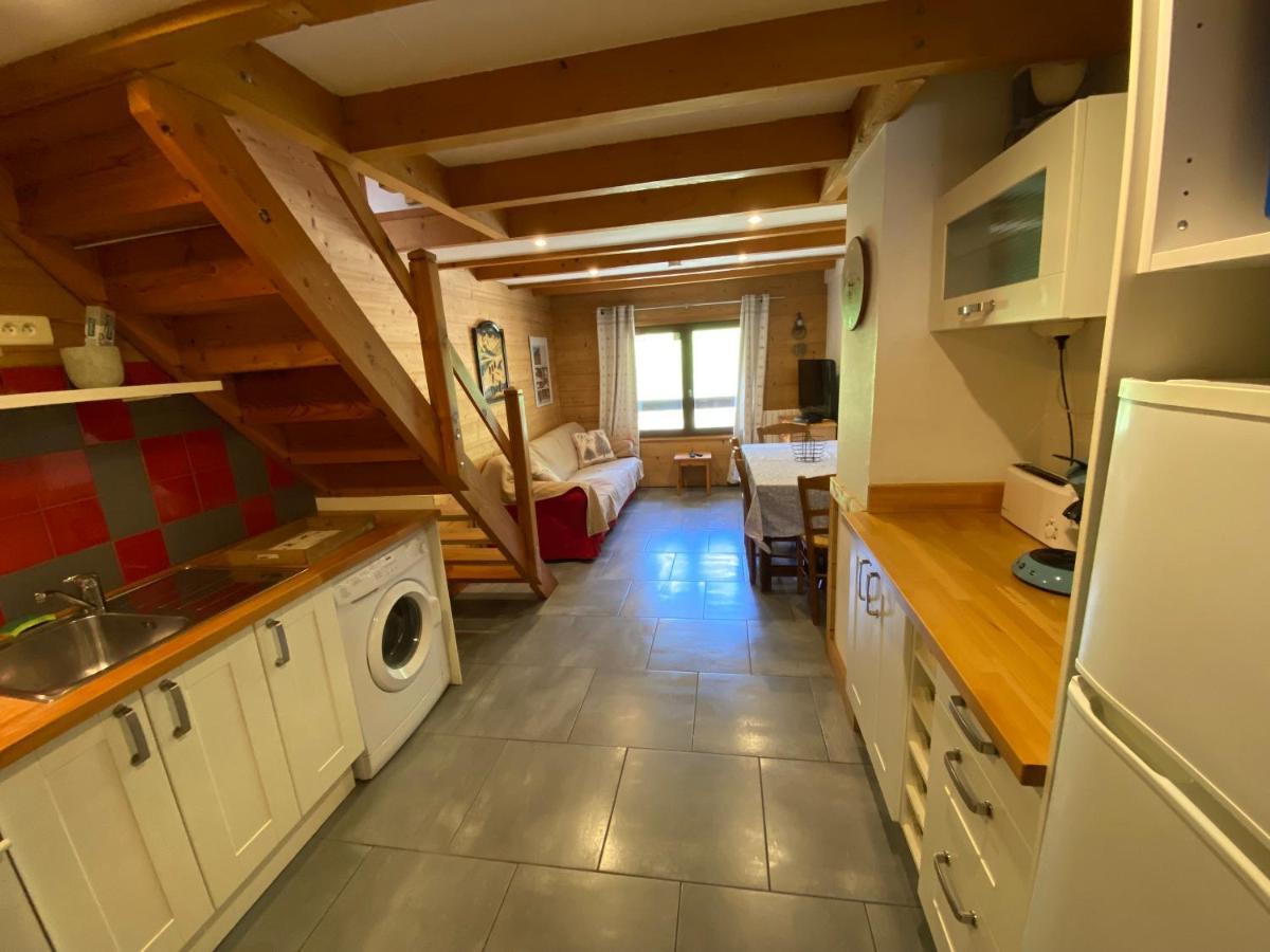 L Alpin Bel Appartement Avec Terrasse Dans Vieille Ferme De Montagne Renovee Les Orres Eksteriør bilde