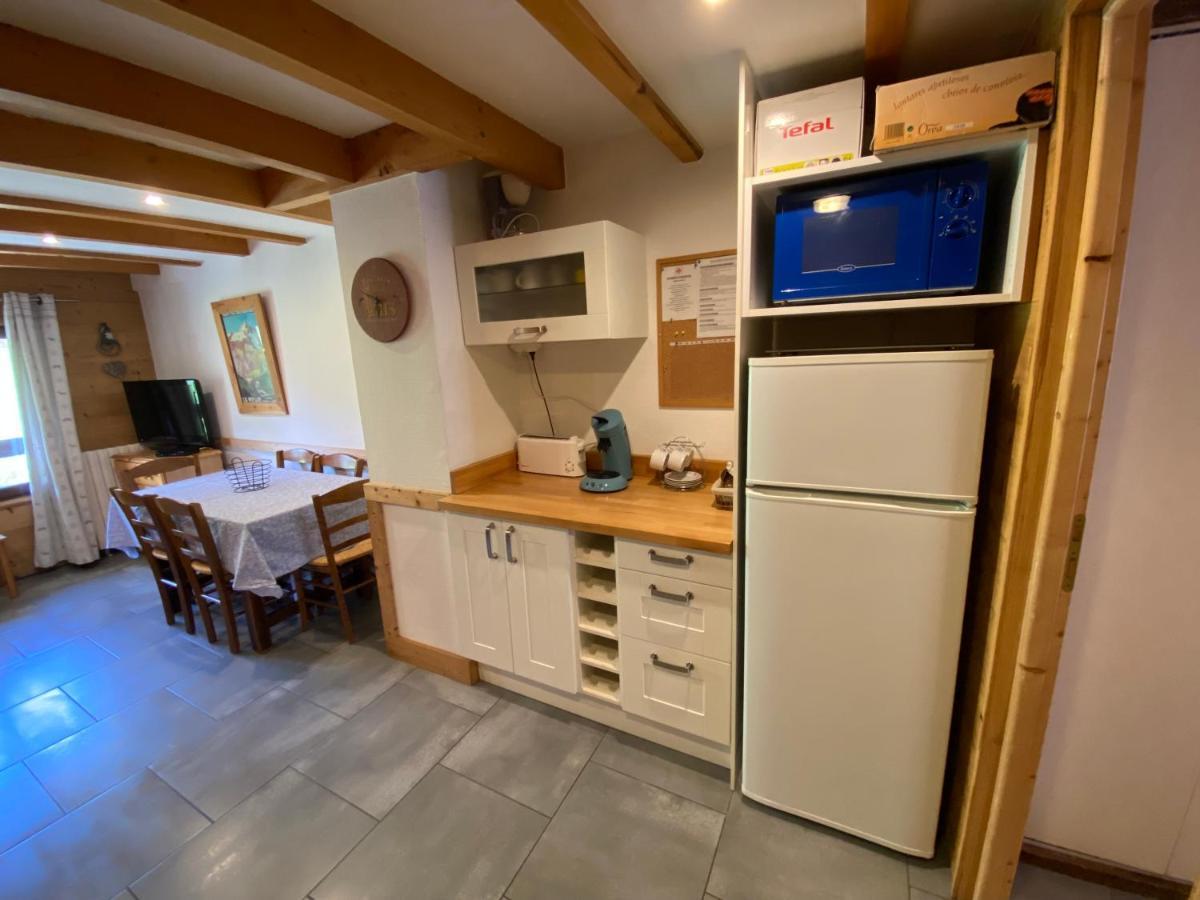 L Alpin Bel Appartement Avec Terrasse Dans Vieille Ferme De Montagne Renovee Les Orres Eksteriør bilde